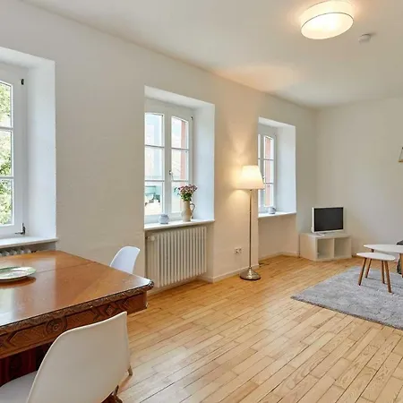 Neu!!! Moselbleibe Uferallee Commune fusionnée de Commune fusionnée de Bernkastel-Kues Extérieur photo