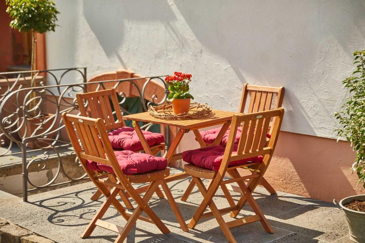 Neu!!! Moselbleibe Uferallee * Commune fusionnée de Bernkastel-Kues
