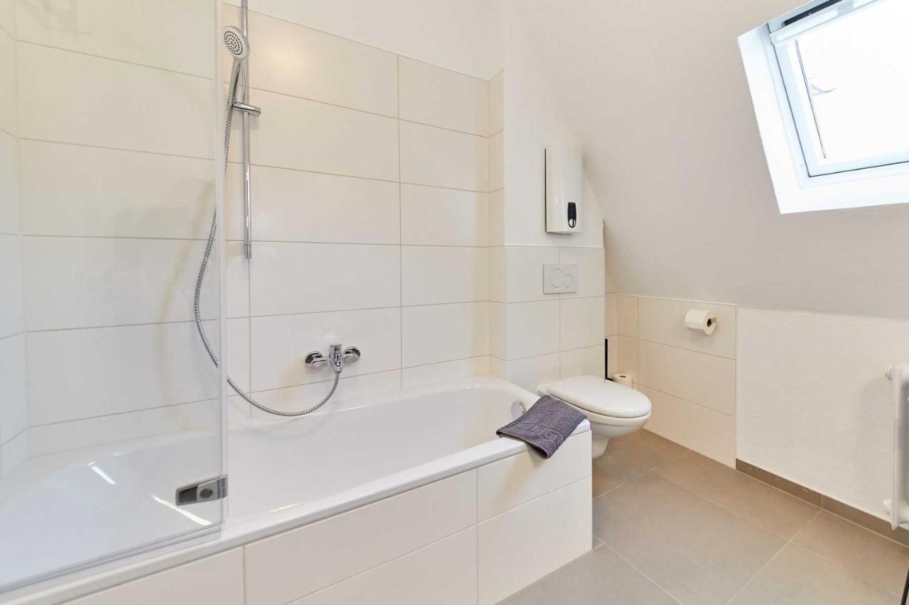 Neu!!! Moselbleibe Uferallee